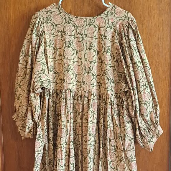 BUNDLE OF TWO M/L Block Print Indian Dresses, Bohemian, flowy and cool, pink/tan - Picture 3 of 10